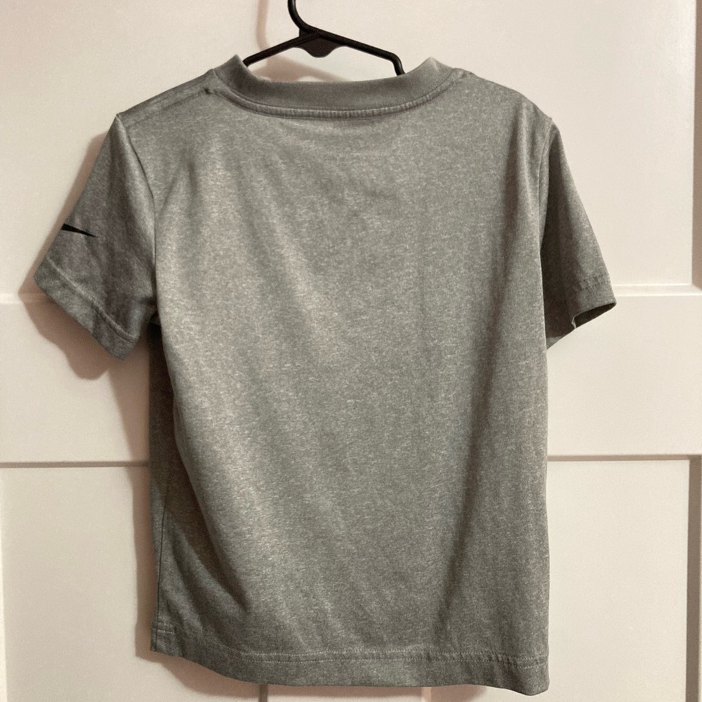 Nike Kids Charcoal Gray 'Just Do It' Tee - Picture 3 of 4